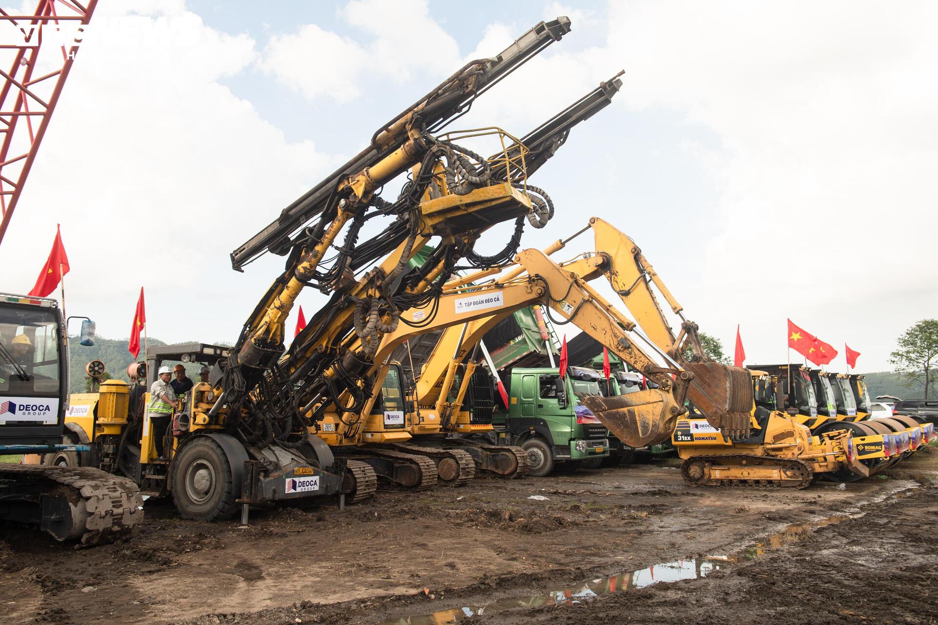 Nghệ An khởi công dự án xây dựng cao tốc Vinh - Thanh Thủy gần 24.000 tỷ đồng - 10