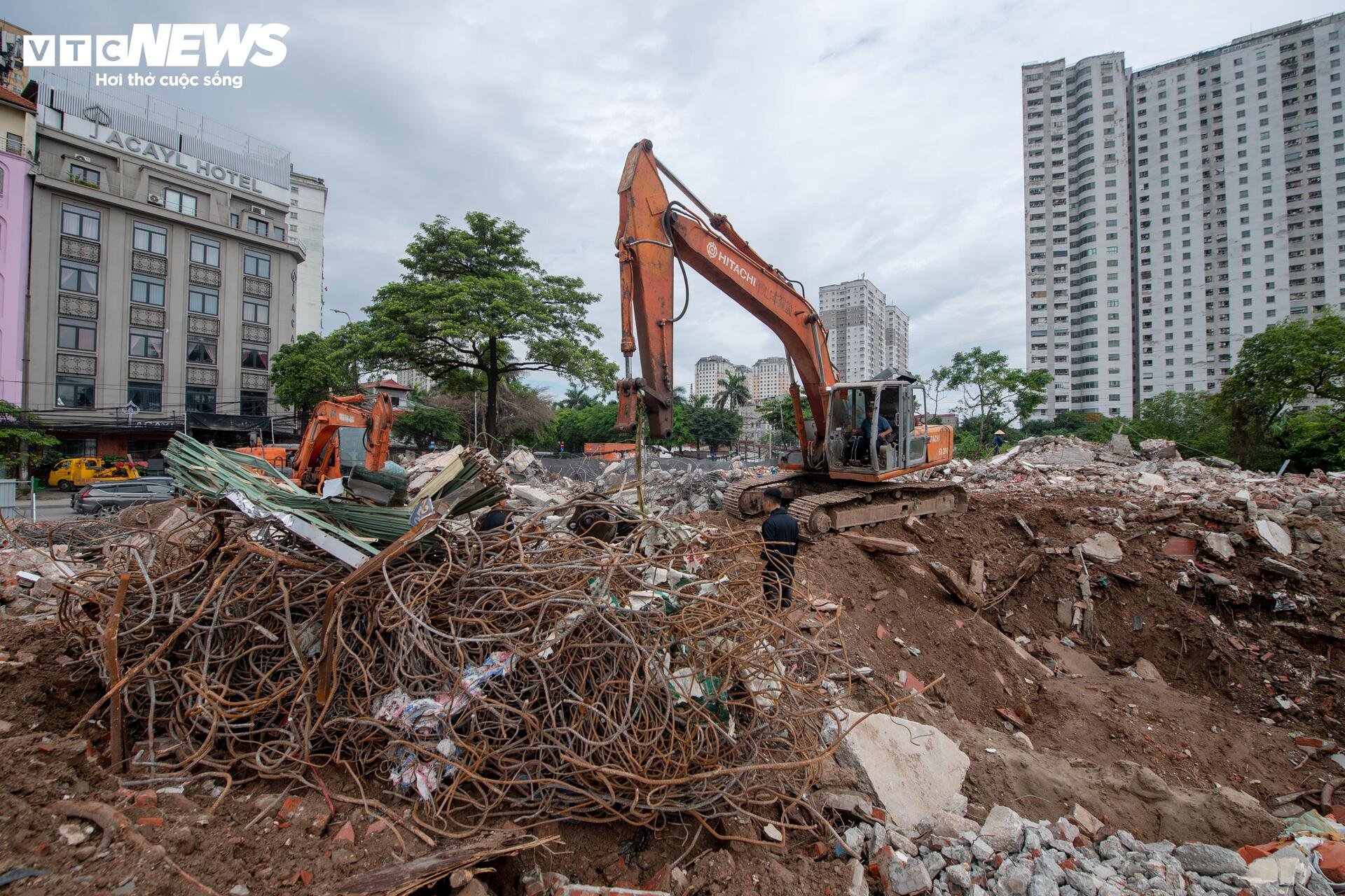Hà Nội: Toàn cảnh nút giao Phạm Tu - đường 70 sau gần một thập kỷ đình trệ - 5