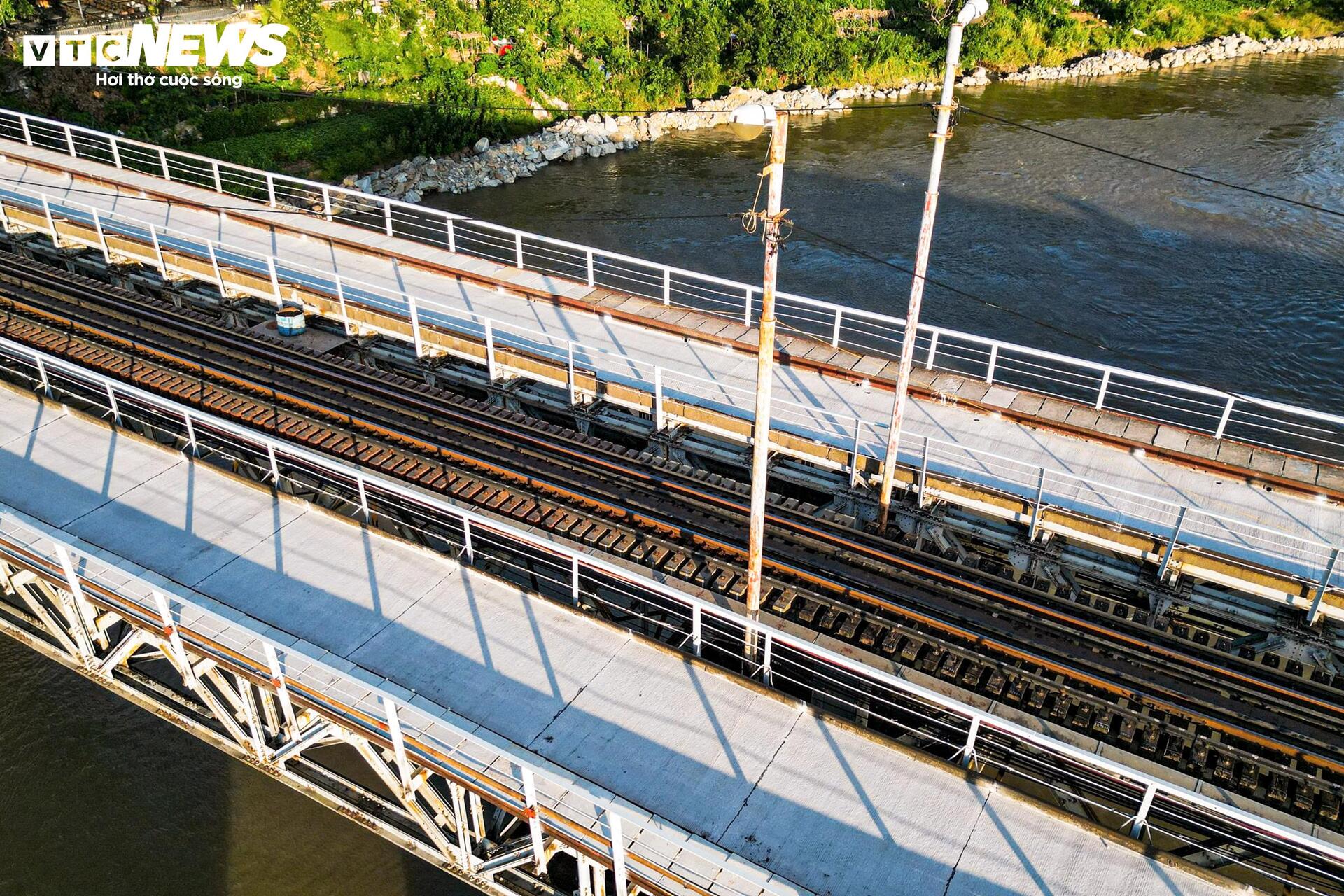 Hình ảnh mới nhất cầu Long Biên sau 60 ngày đại tu - 5