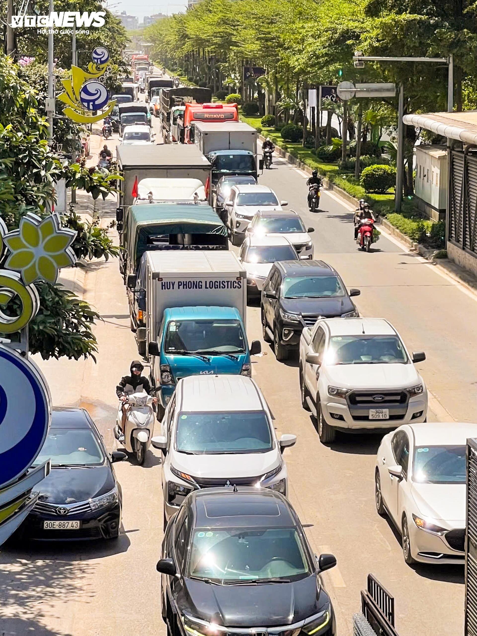 Nút giao phía Tây Hà Nội sắp xây cầu vượt hơn 821 tỷ đồng nhìn từ trên cao - 5