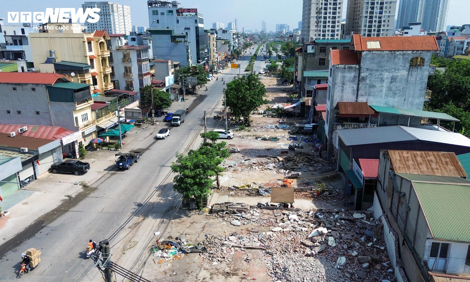 Dự án mở rộng đường Tam Trinh: Mặt bằng đã sạch, người dân mong ngày tăng tốc - 4