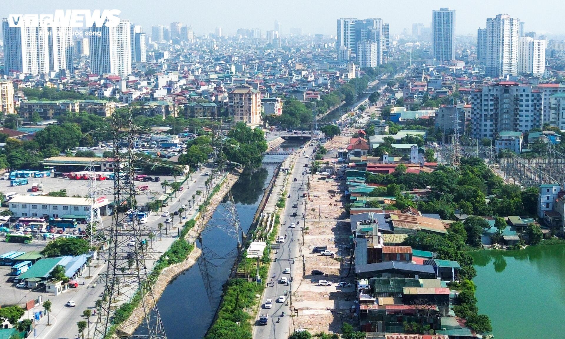 Dự án mở rộng đường Tam Trinh: Mặt bằng đã sạch, người dân mong ngày tăng tốc - 1