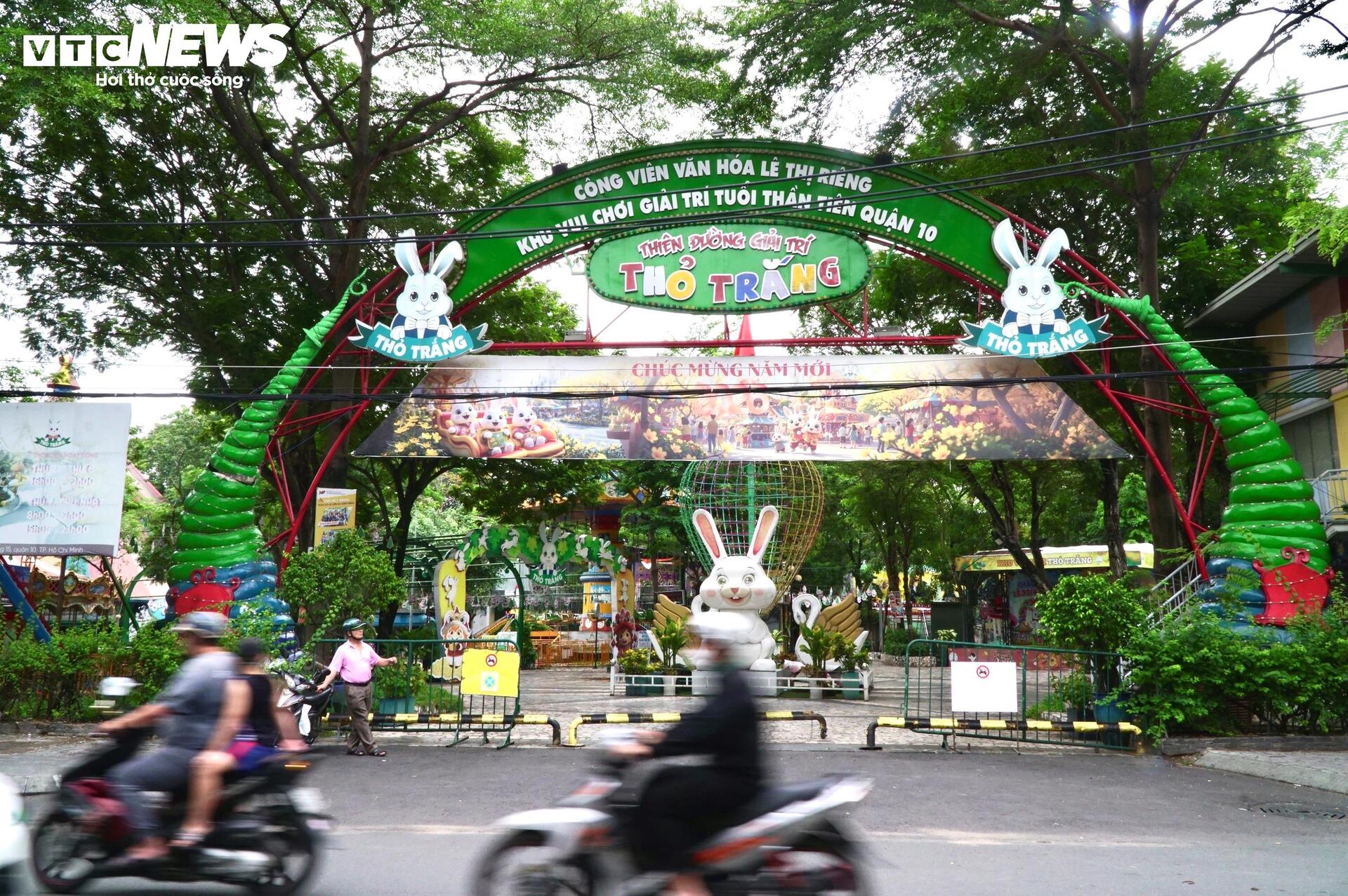 Đi tìm tháp nước xuất hiện trong bức ảnh quy tập hài cốt liệt sĩ năm 1968 - 14