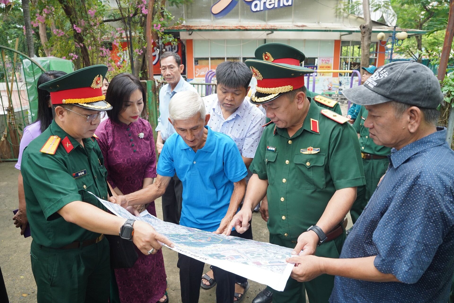 Tổ chức hội thảo xác minh hố chôn tập thể liệt sĩ tại công viên Lê Thị Riêng - 1