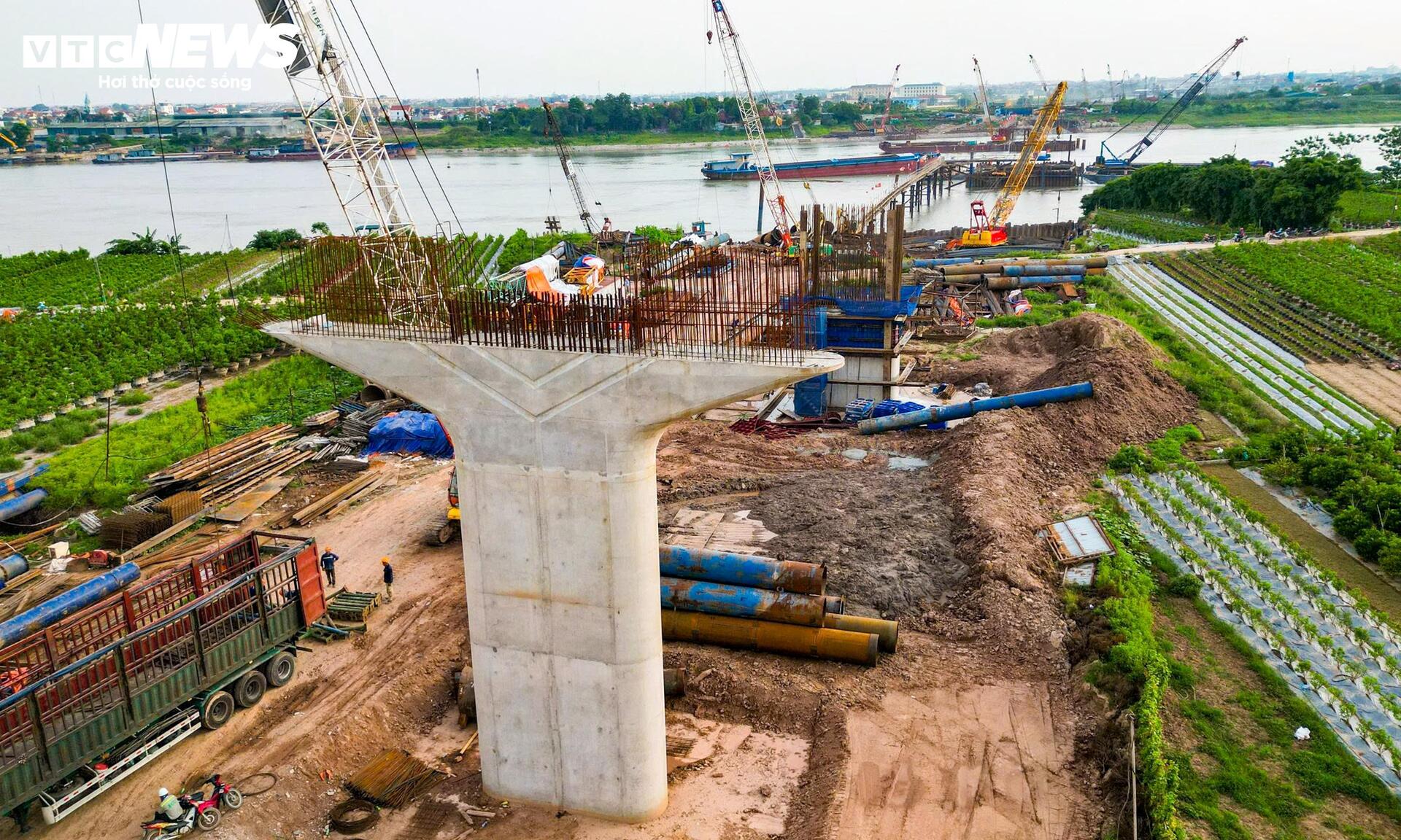 Hiện trạng cây cầu gần 4.900 tỷ đồng nối Hà Nội - Hưng Yên sau 9 tháng thi công - 13