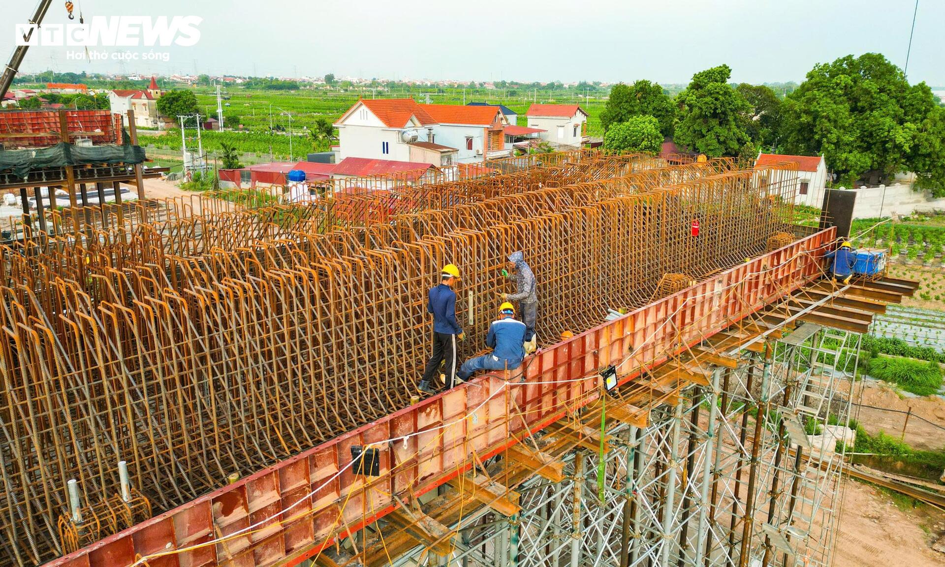 Hiện trạng cây cầu gần 4.900 tỷ đồng nối Hà Nội - Hưng Yên sau 9 tháng thi công - 14