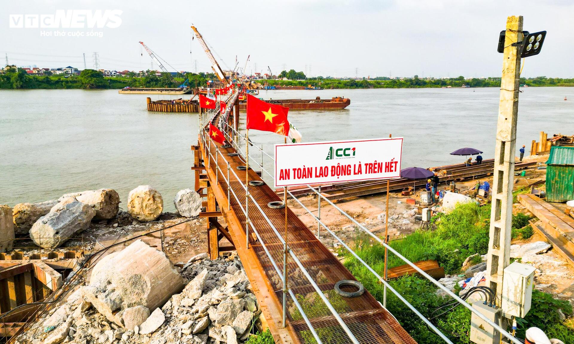 Hiện trạng cây cầu gần 4.900 tỷ đồng nối Hà Nội - Hưng Yên sau 9 tháng thi công - 2