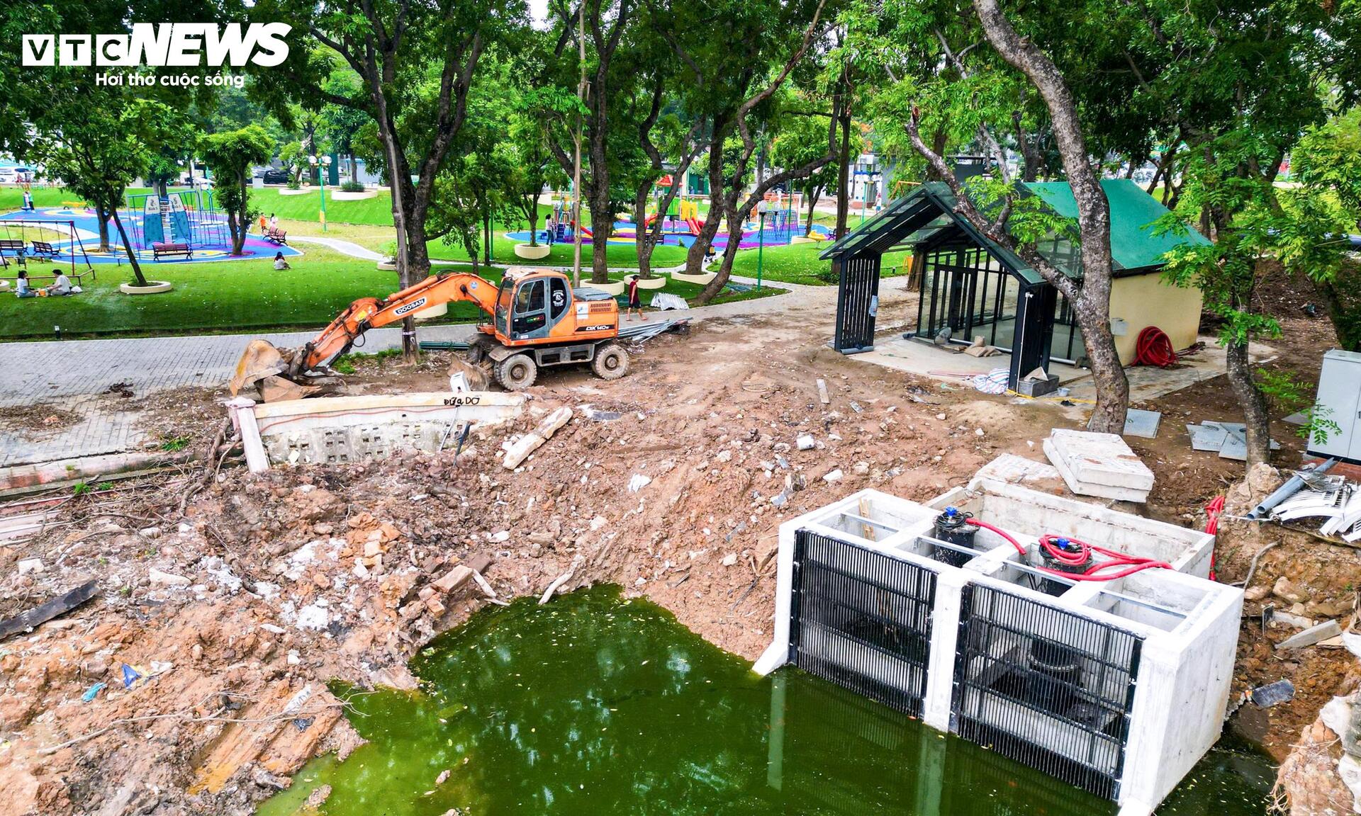 Hà Nội tăng tốc thi công các công trình chống ngập tại nhiều công viên - 12