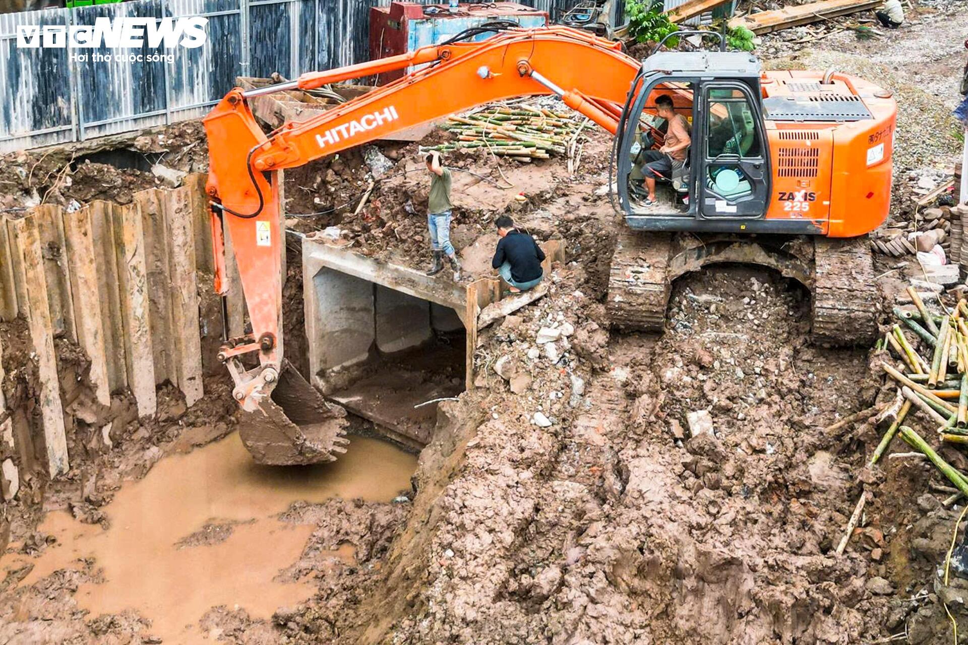 Hà Nội tăng tốc thi công các công trình chống ngập tại nhiều công viên - 4