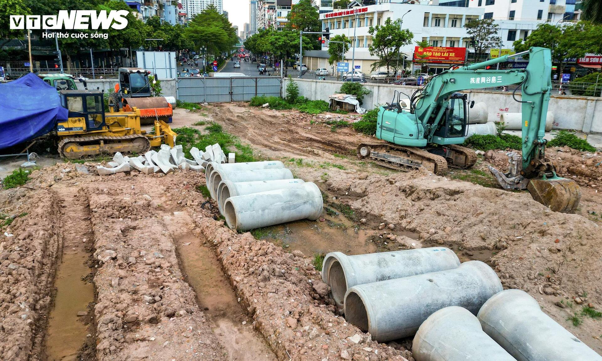 Máy móc làm việc ngày đêm tại điểm nghẽn cuối cùng của Vành đai 2.5 Hà Nội - 7