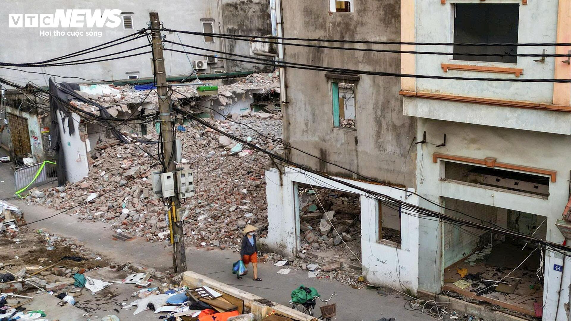 Máy móc làm việc ngày đêm tại điểm nghẽn cuối cùng của Vành đai 2.5 Hà Nội - 10
