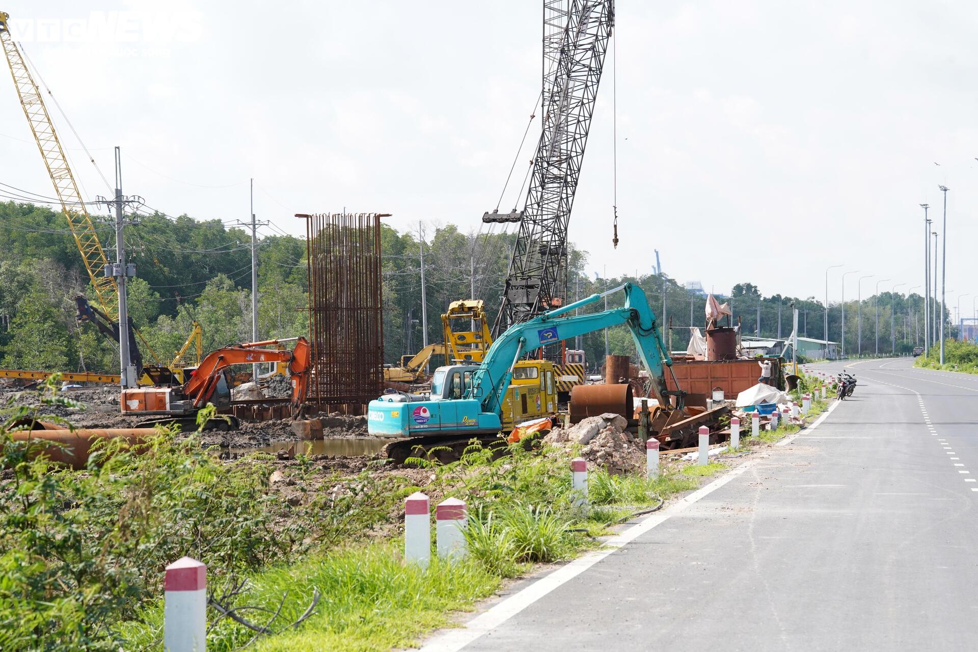 Diện mạo cầu nghìn tỷ nối TP.HCM với Đồng Nai sau 3 năm thi công - 13