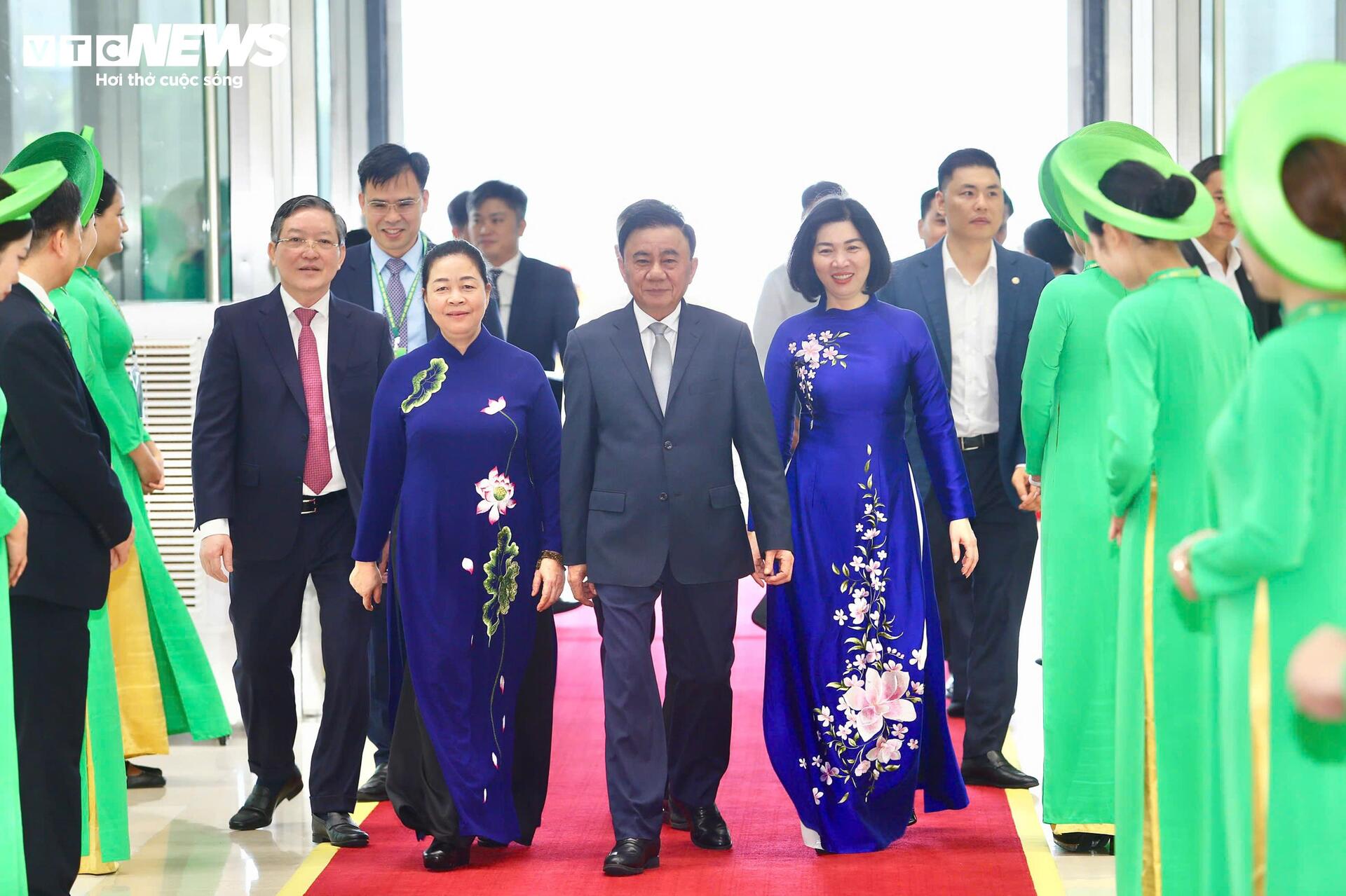 Toàn cảnh phiên khai mạc Đại hội IX Hội Nông dân Việt Nam - 3