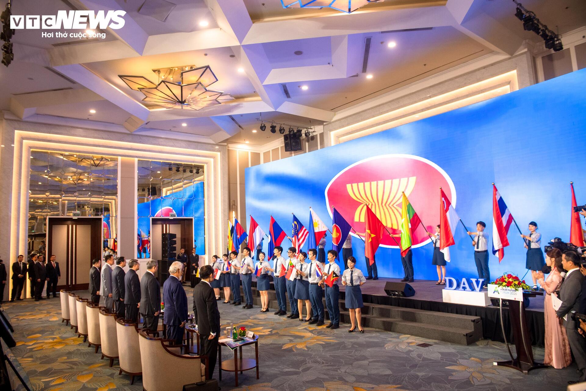 Thủ tướng Lê Minh Hưng và Thủ tướng 4 nước dự khai mạc Diễn đàn Tương lai ASEAN - 13