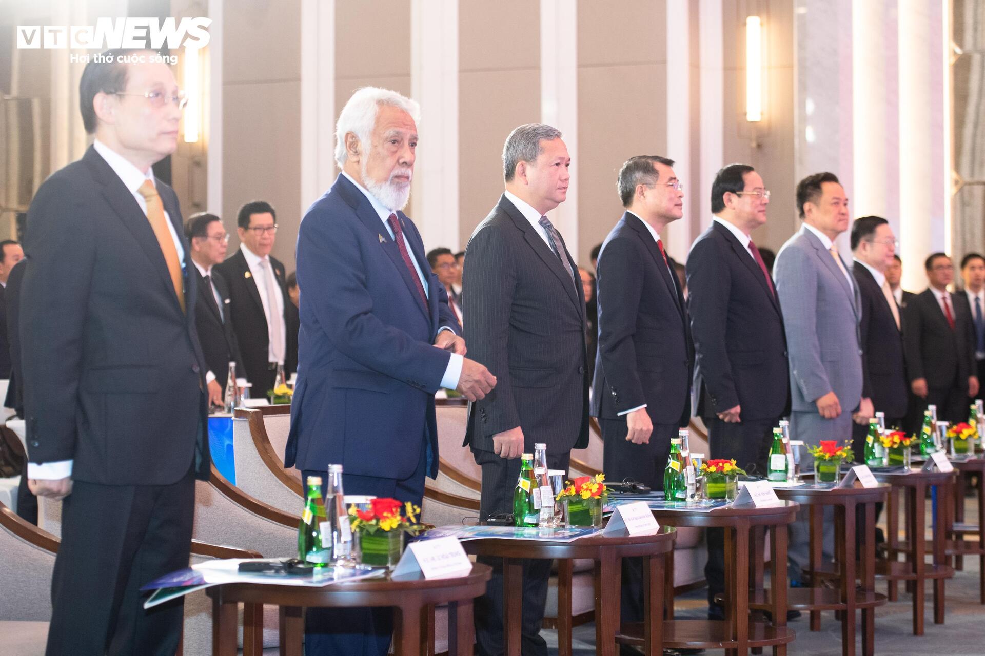 Thủ tướng Lê Minh Hưng và Thủ tướng 4 nước dự khai mạc Diễn đàn Tương lai ASEAN - 5