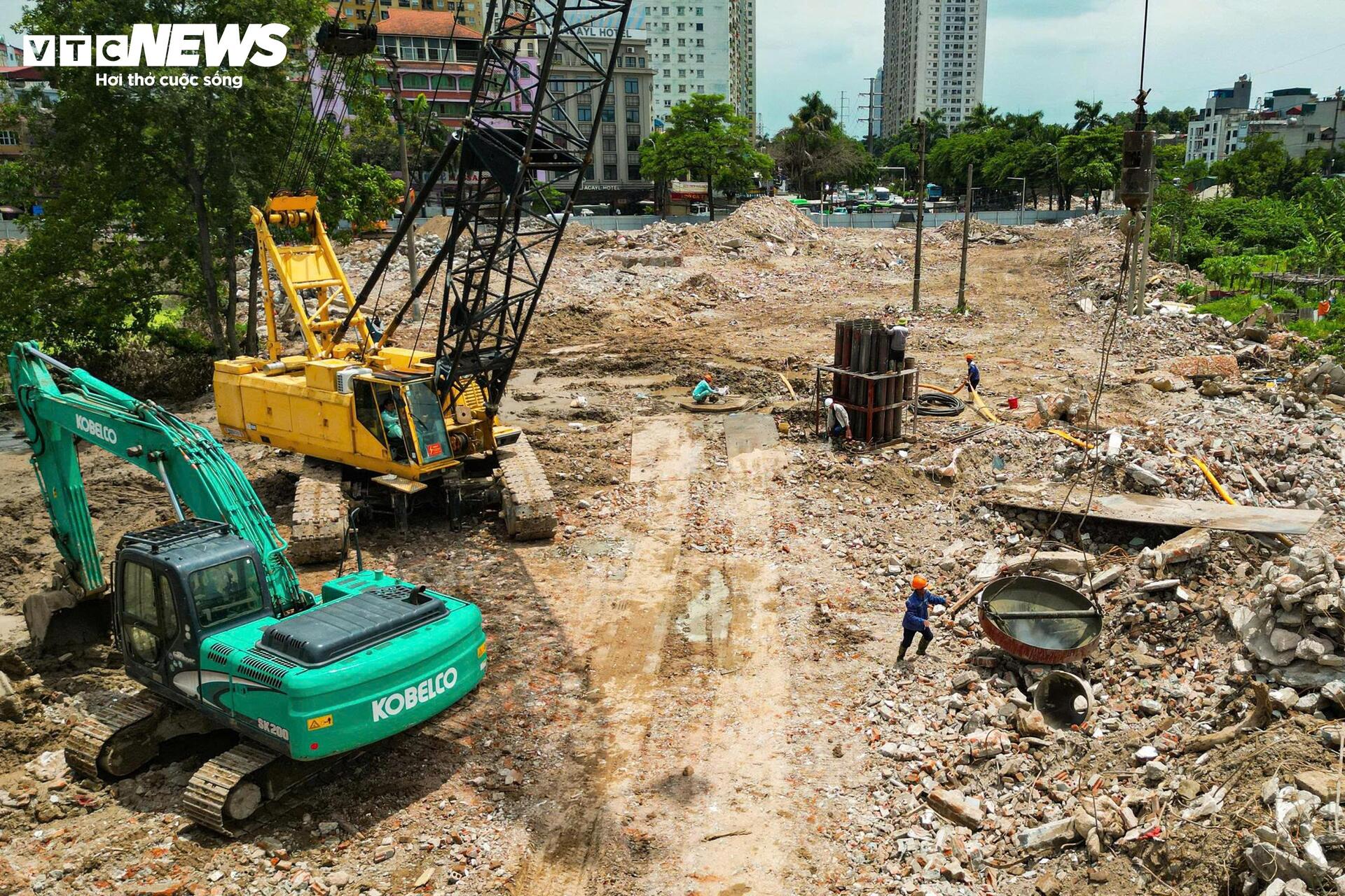 Sau nhiều năm đình trệ, công trường 786 tỷ đồng ở Hà Nội rầm rộ thi công trở lại - 8