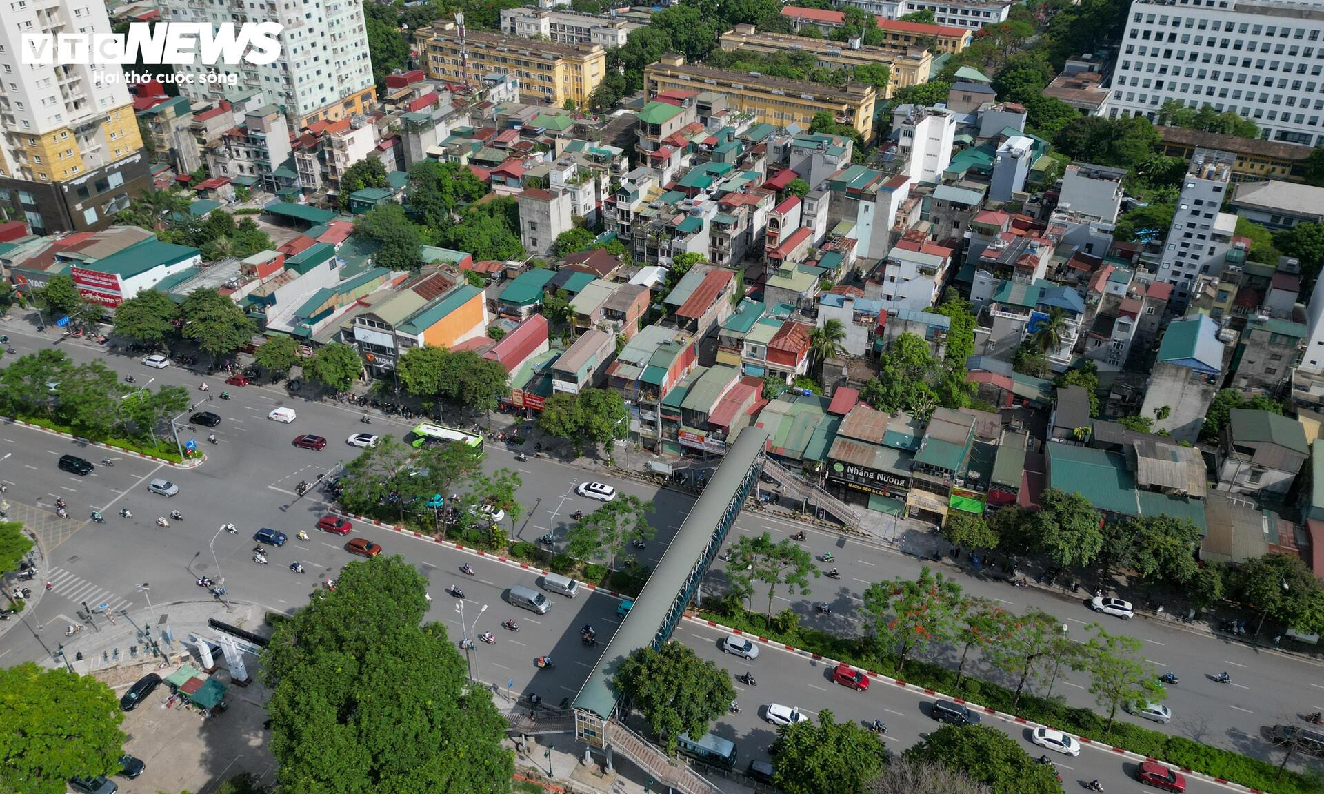 Hiện trạng khu 'đất vàng' đối diện Công viên Thống Nhất sắp xây bãi đỗ xe ngầm - 6