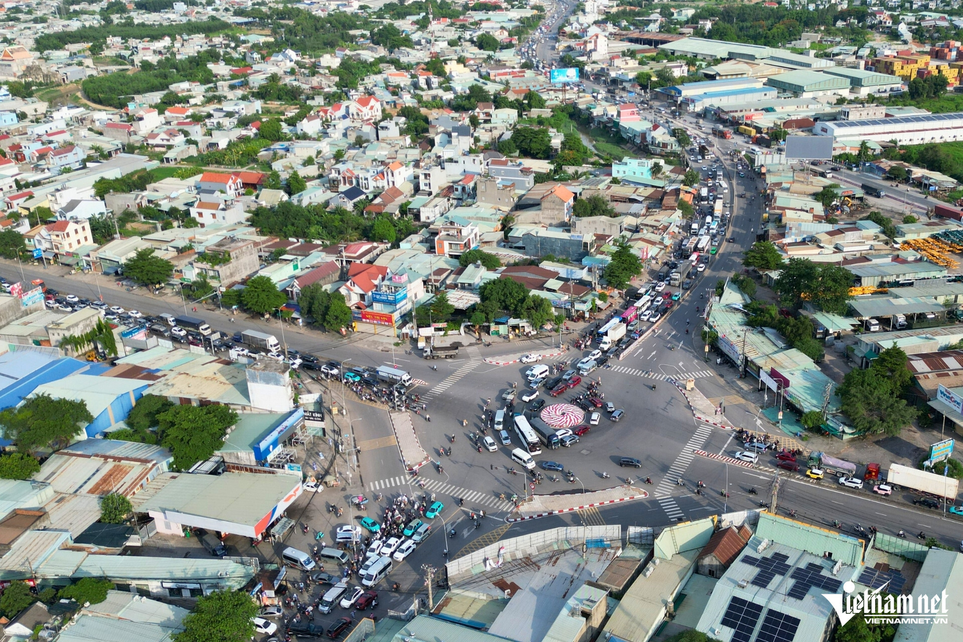 Quốc lộ 51 quá tải, cao tốc Biên Hòa - Vũng Tàu ùn tắc hơn 4km - 2