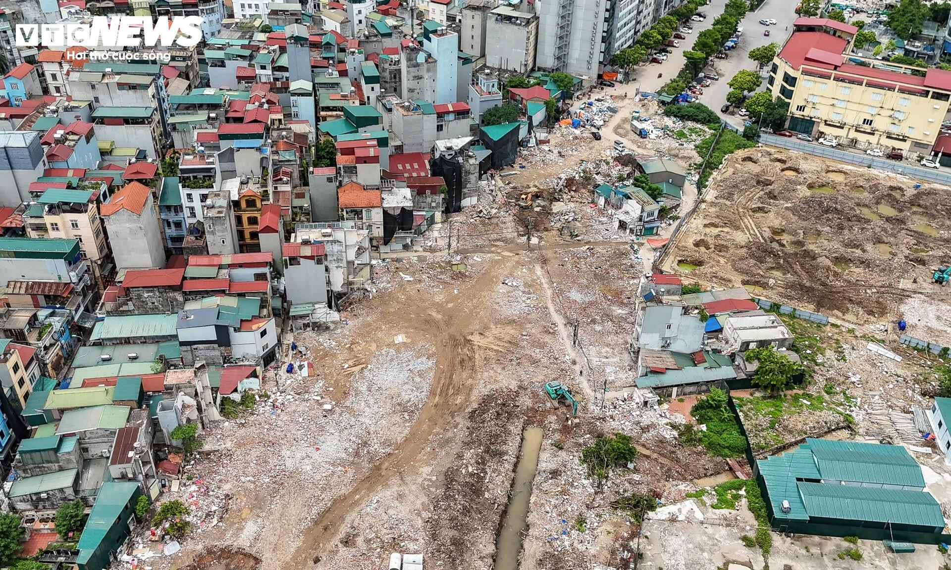 Hình hài tuyến đường Vành đai 2,5 qua Cầu Giấy sau gần 3 tháng thi công - 10