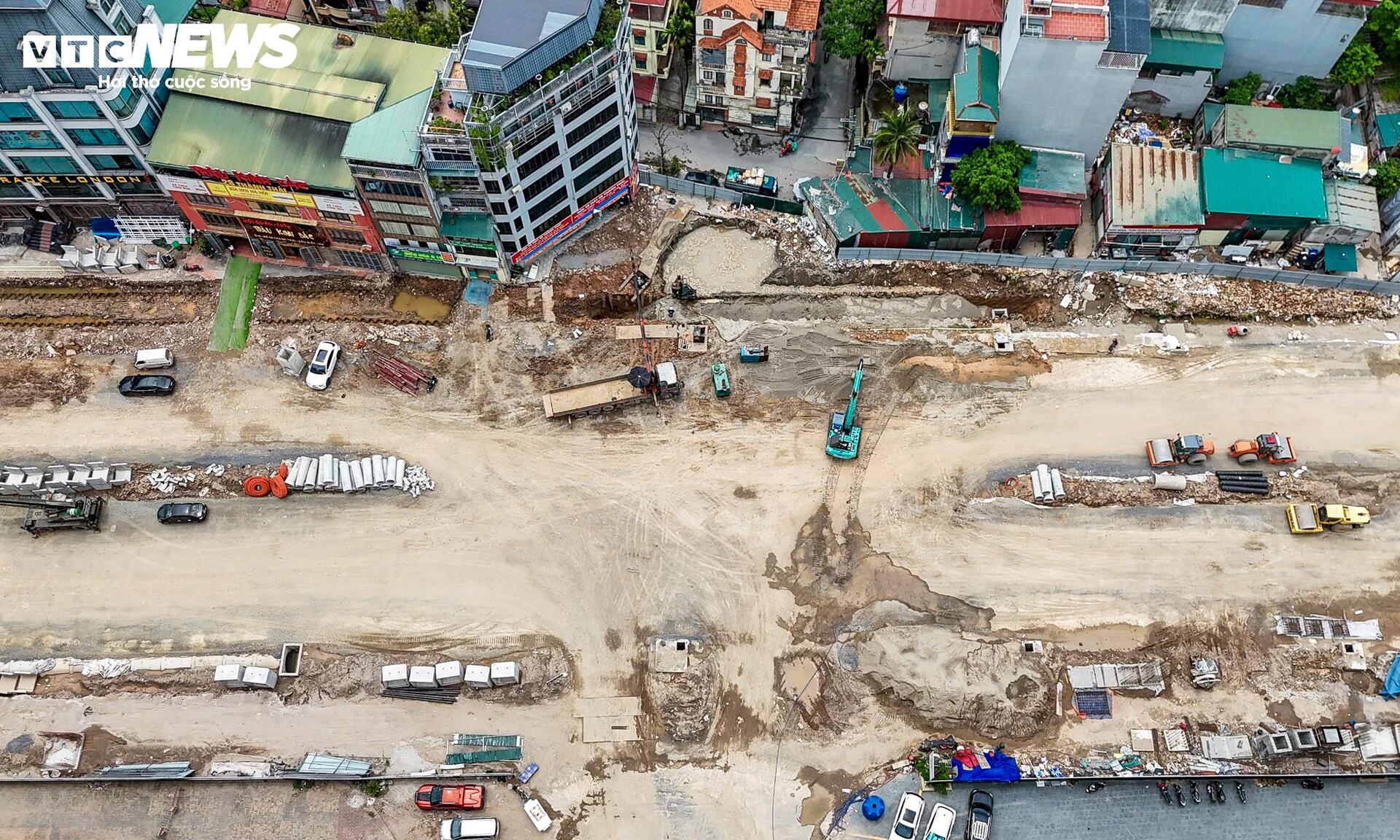 Hình hài tuyến đường Vành đai 2,5 qua Cầu Giấy sau gần 3 tháng thi công - 13