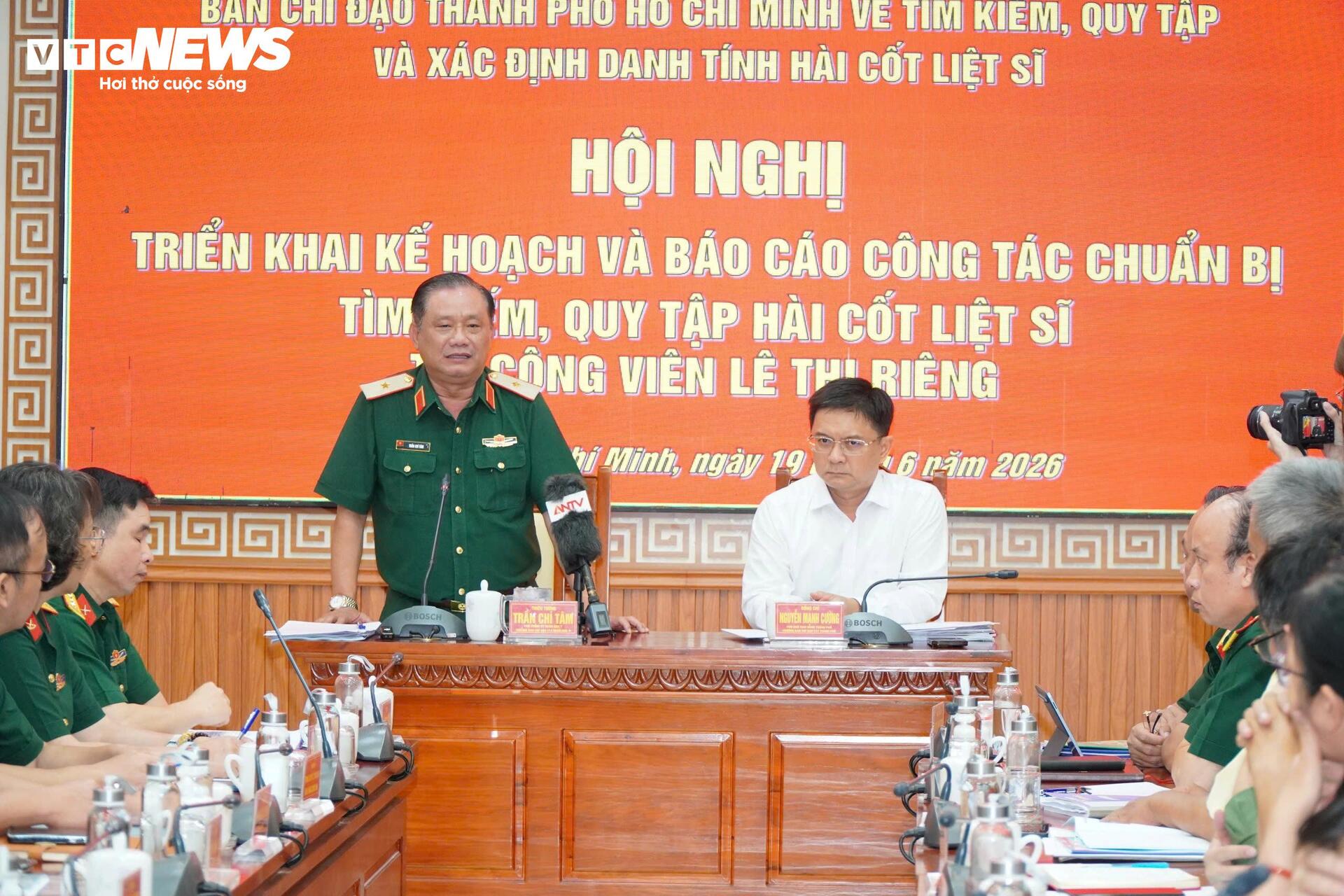 Radar phát hiện vị trí dị thường, nghi là mộ liệt sĩ ở Công viên Lê Thị Riêng - 1