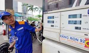 Sếp Petrolimex: Thuế môi trường 8.000 đồng không có nghĩa giá xăng tăng