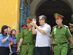 Nói lời sau cùng tại toà, bị cáo Phạm Công Danh nghẹn ngào 'tôi không còn gì cả'