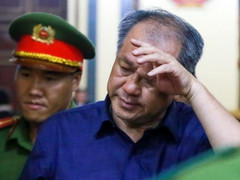 Nói lời sau cùng tại toà, bị cáo Phạm Công Danh nghẹn ngào 'tôi không còn gì cả'