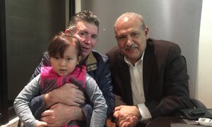 Tiết lộ bí quyết bé gái gốc Việt chiến thắng căn bệnh u não