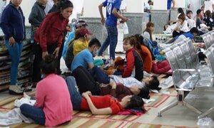 Ngộ độc sau bữa ăn trưa, 105 công nhân tại Bình Dương nhập viện