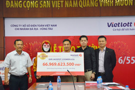 Kết quả xổ số Vietlott Power 6/55: Giải Jackpot 2 liên tiếp ‘nổ’, Jackpot 1 lại vô chủ