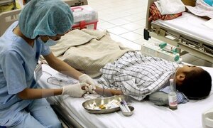 Cảnh giác: Miếng dán chống say tàu xe gây loạn thần ở trẻ