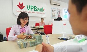 Chân dung 3 tỷ phú xuất thân Đông Âu vừa lên sàn chứng khoán Việt