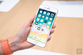 Thực tế iPhone 8, 8 Plus: Đòn bẩy để bán iPhone X?