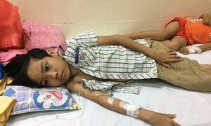 Gia cảnh bần cùng của vợ chồng có 2 con ung thư, bại não