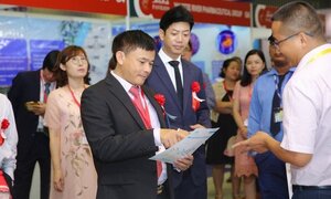 16.000 lượt khách tham quan Triển lãm Y tế Quốc tế Việt Nam lần thứ 12