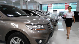 Vì sao lượng ô tô nhập khẩu giảm tới hơn 300%?