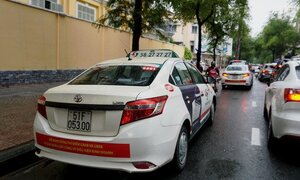 TP.HCM ra tối hậu thư vụ taxi Vinasun phản đối Uber, Grab