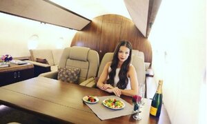 5 triệu đồng mua 2 tiếng chuyên cơ chụp hình sống ảo