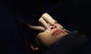 Thẩm mỹ viện ở Sài Gòn bị phạt 200 triệu do hoạt động 'chui'