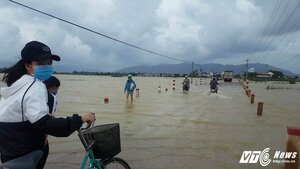Cập nhật tin mới nhất bão số 12: Bão cập bờ mạnh đến mức nào?