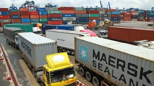 Hải quan TP.HCM lại phát hiện hàng giả xuất xứ, giả nhãn hiệu