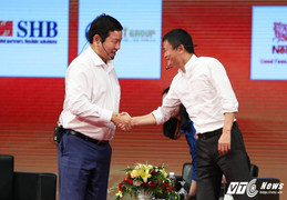 Bạn trẻ Việt học được gì sau cuộc đối thoại với tỷ phú Jack Ma?