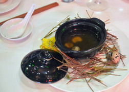 Điều đặc biệt trong thực đơn tiệc tối đãi khách APEC 2017