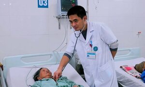 Cứu sống cụ bà đột quỵ nguy kịch bằng thuốc tiêu sợi huyết