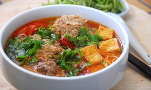 Điều tra nguyên nhân 142 học sinh sốt, tiêu chảy sau ăn trưa ở TP.HCM