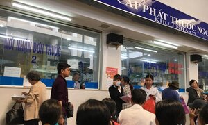 Bộ trưởng Y tế: Thuốc có gì mà để giá cao thế?