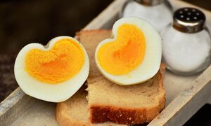 Trẻ nhỏ ăn bao nhiêu trứng là đủ?