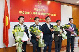 Bộ Công thương bổ nhiệm loạt sếp mới, 'biến động lãnh đạo' nhiều đơn vị ngày đầu năm