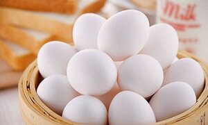 Cách phân biệt trứng gà bị tẩy trắng, tránh mua phải trứng độc